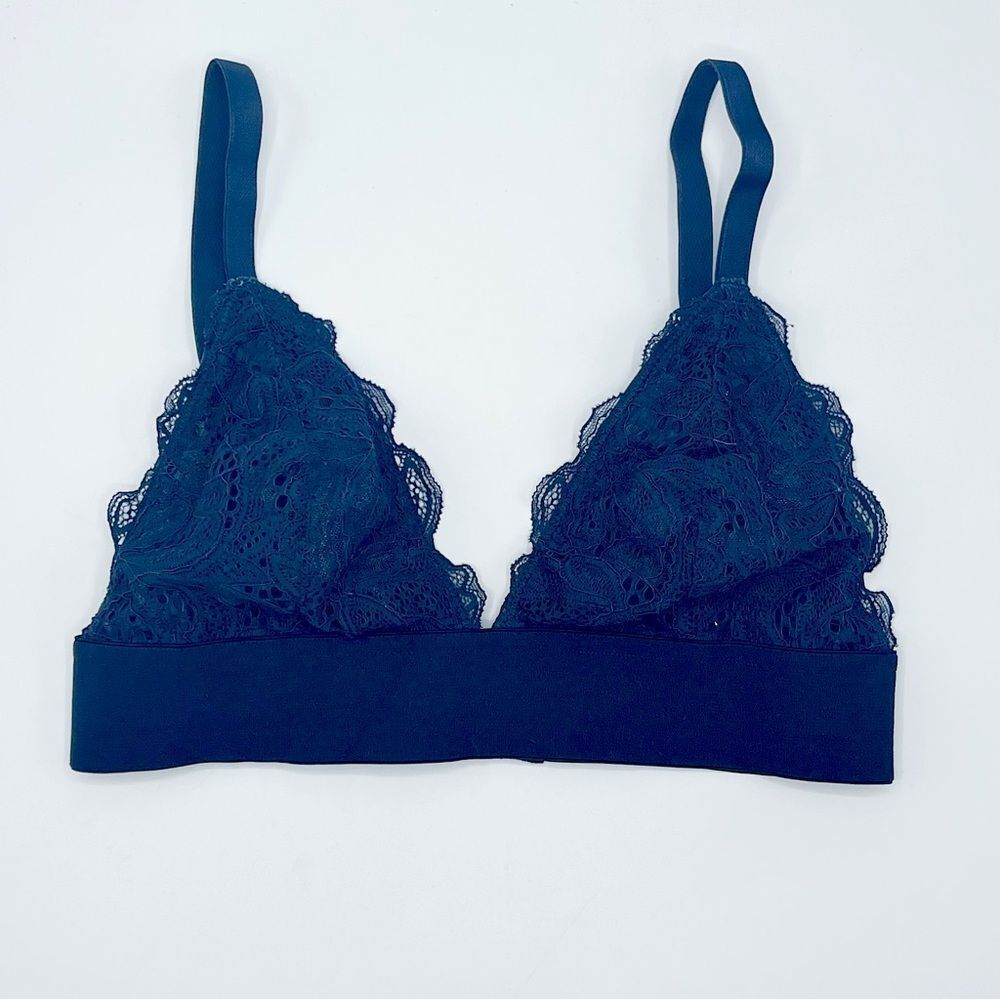 Lively triangle lace navy blue bralette